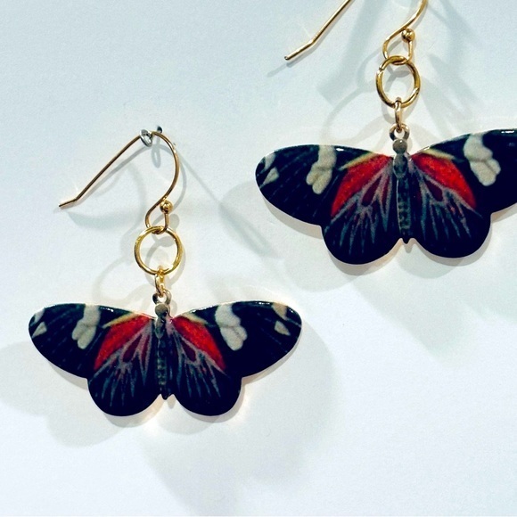 Large Black‎ Moth & 14k Gold Plated Earrings NWT - Picture 3 of 10